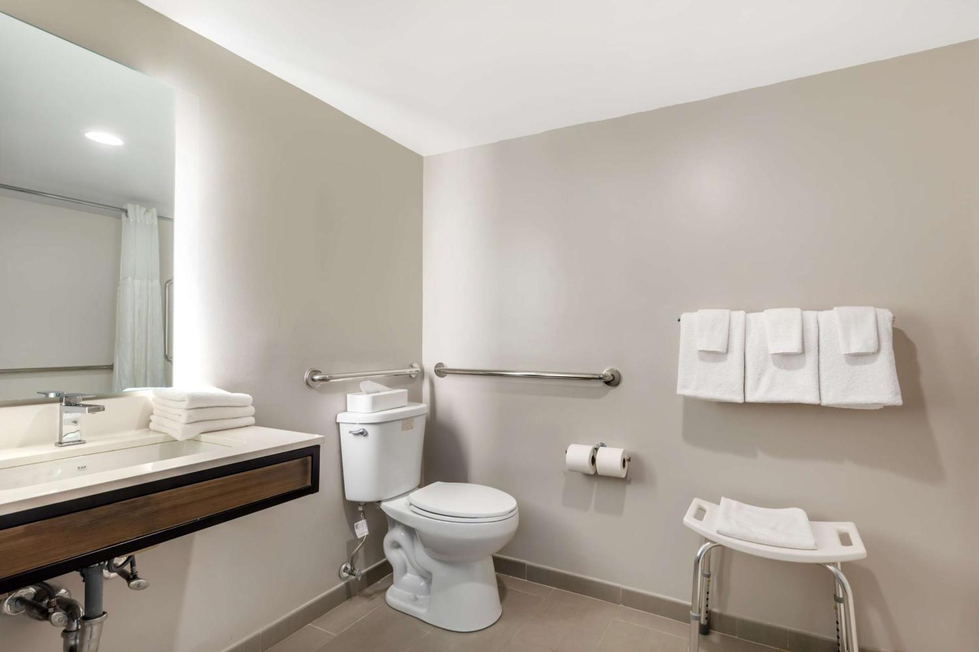 Western Hotel 3*